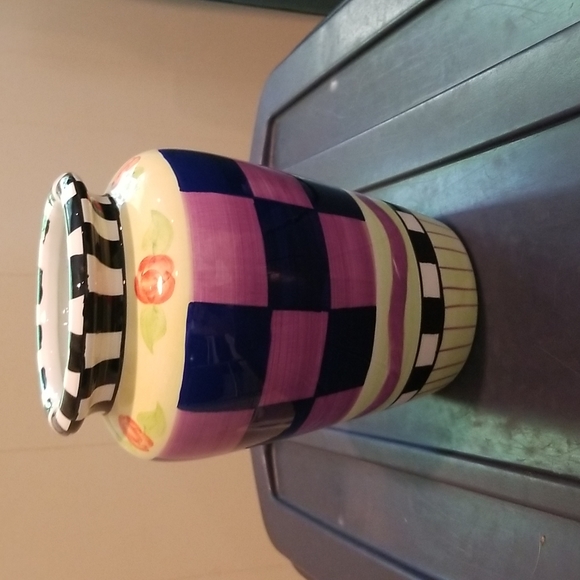 Wangs International porcelain vase - Picture 2 of 6